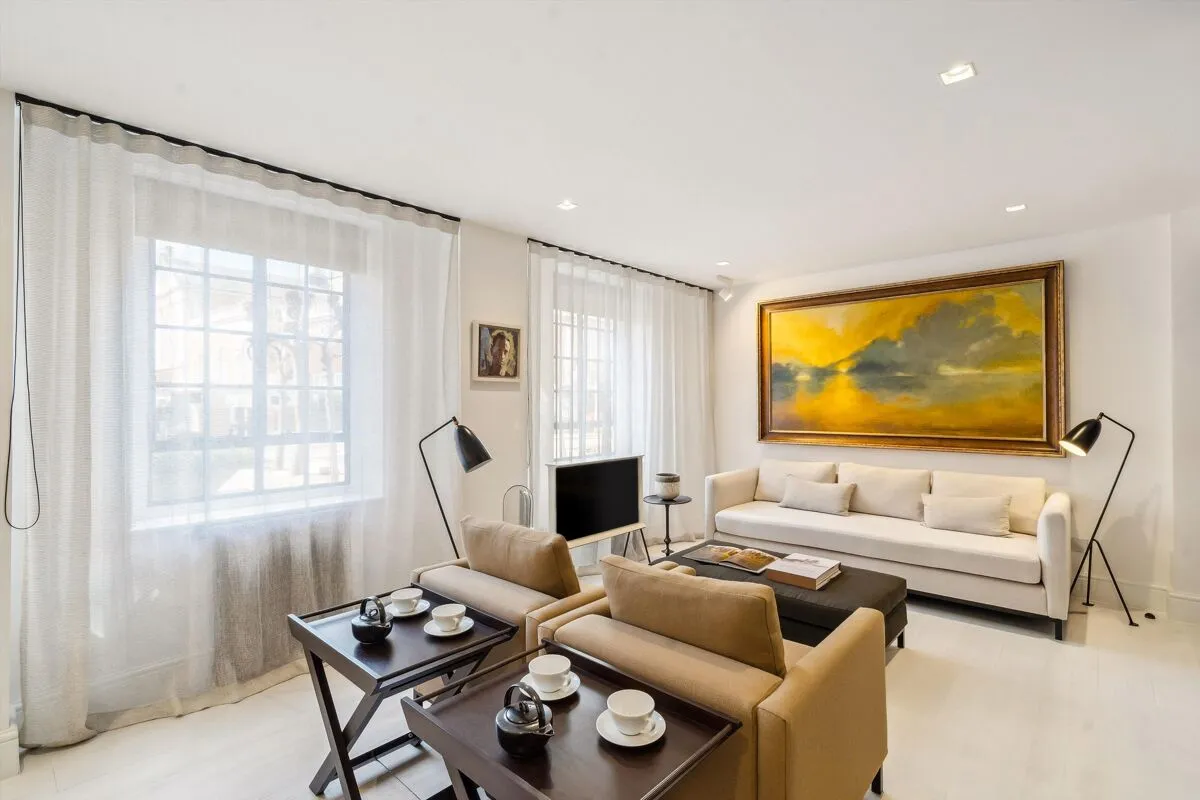 4 bed flat to rent, Chelsea Manor Street, Chelsea, SW3