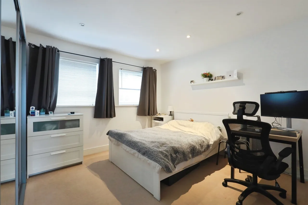 Tatler Close, Warwick, photo 4