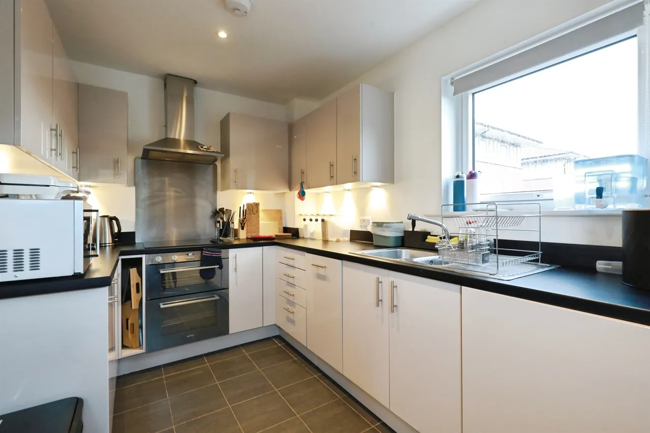 Tatler Close, Warwick, photo 7
