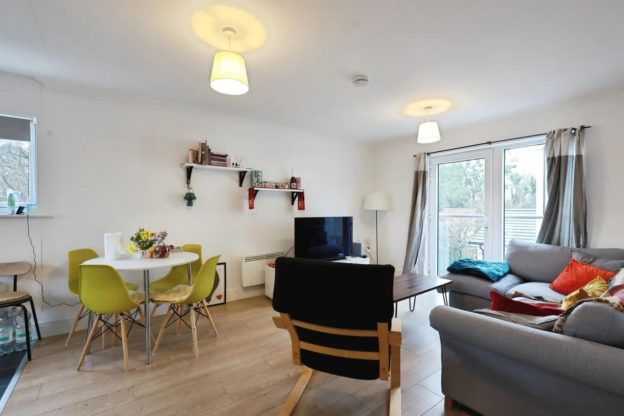 Tatler Close, Warwick, photo 5