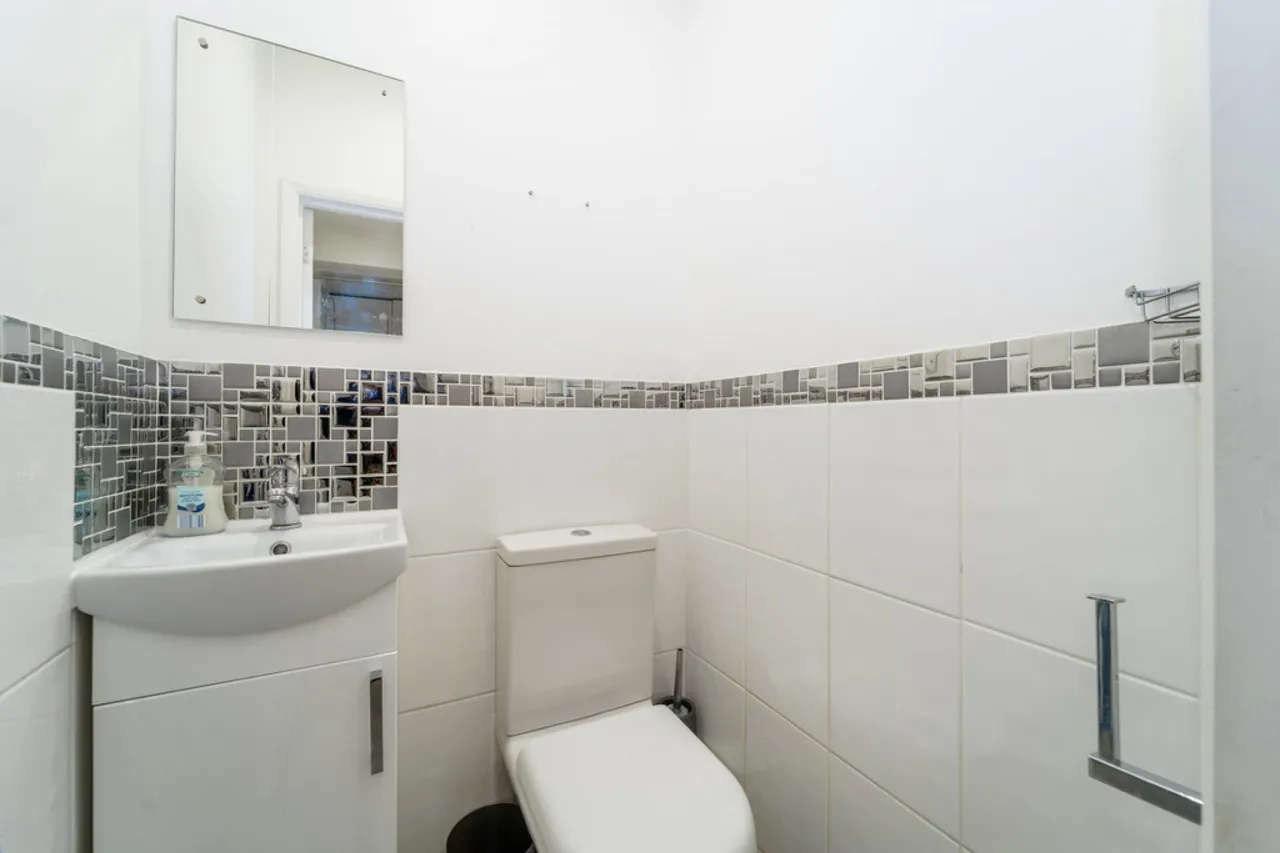 Chalmers Road, Ashford, photo 12