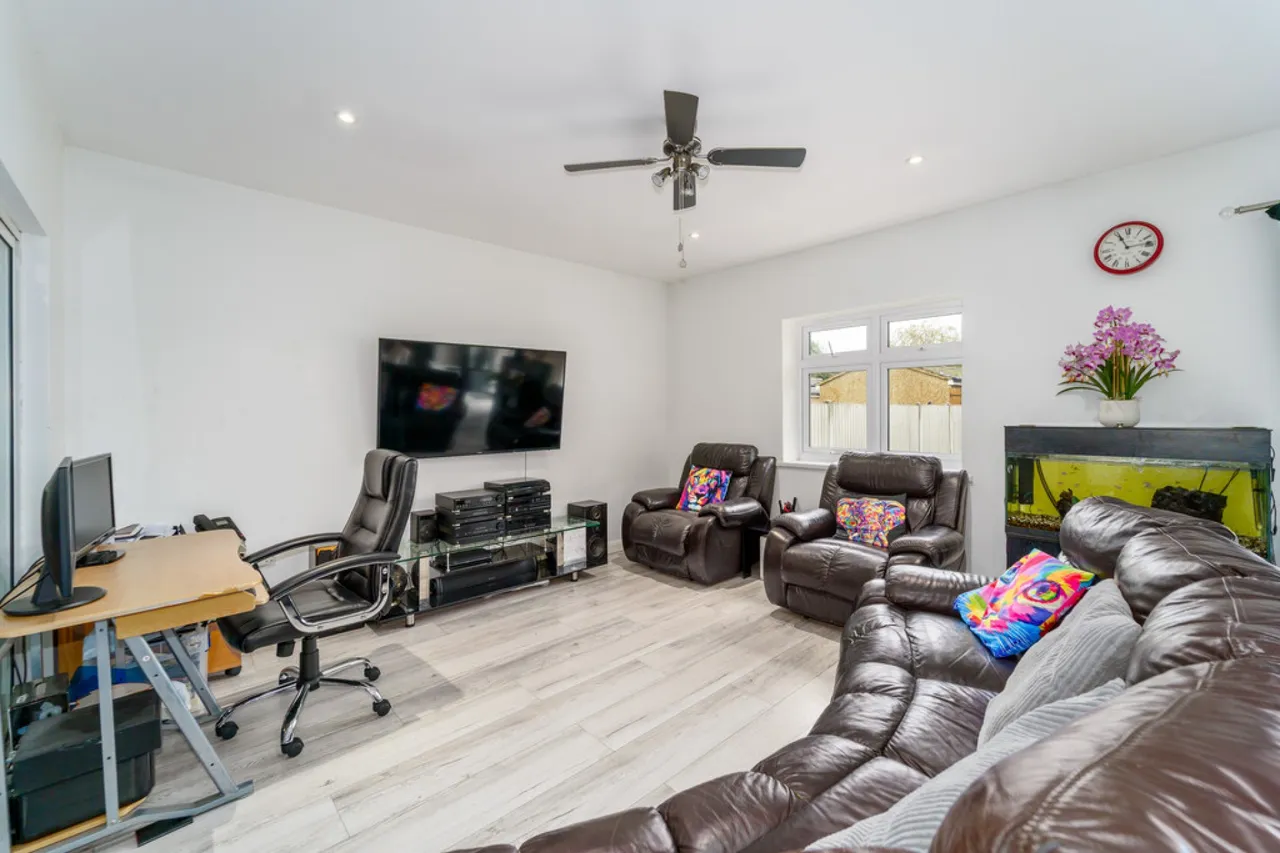 Chalmers Road, Ashford, photo 4