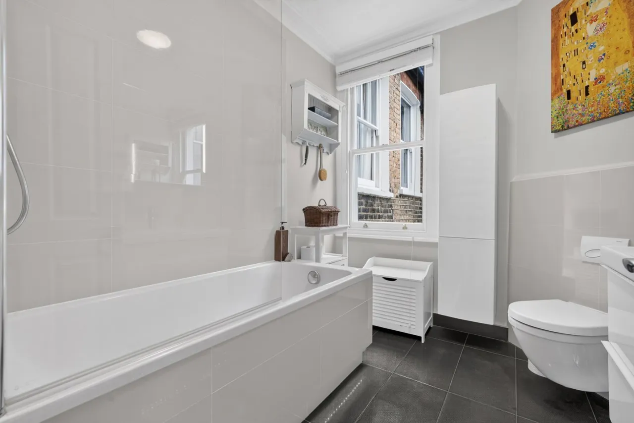 Trentham Street, London, SW18, photo 8