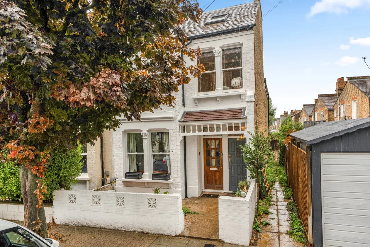 Trentham Street, London, SW18, photo 10