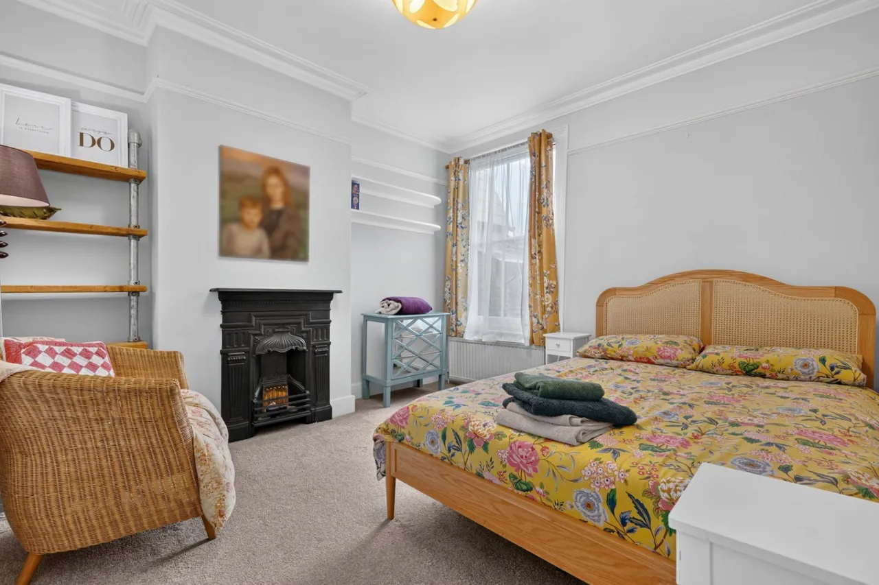 Trentham Street, London, SW18, photo 6