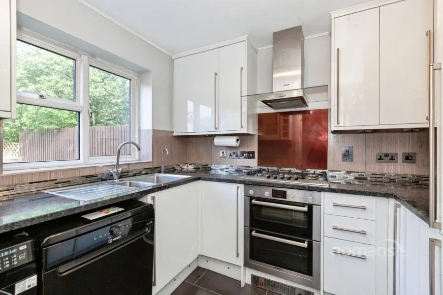 Stonebridge Field, Eton, SL4, photo 13
