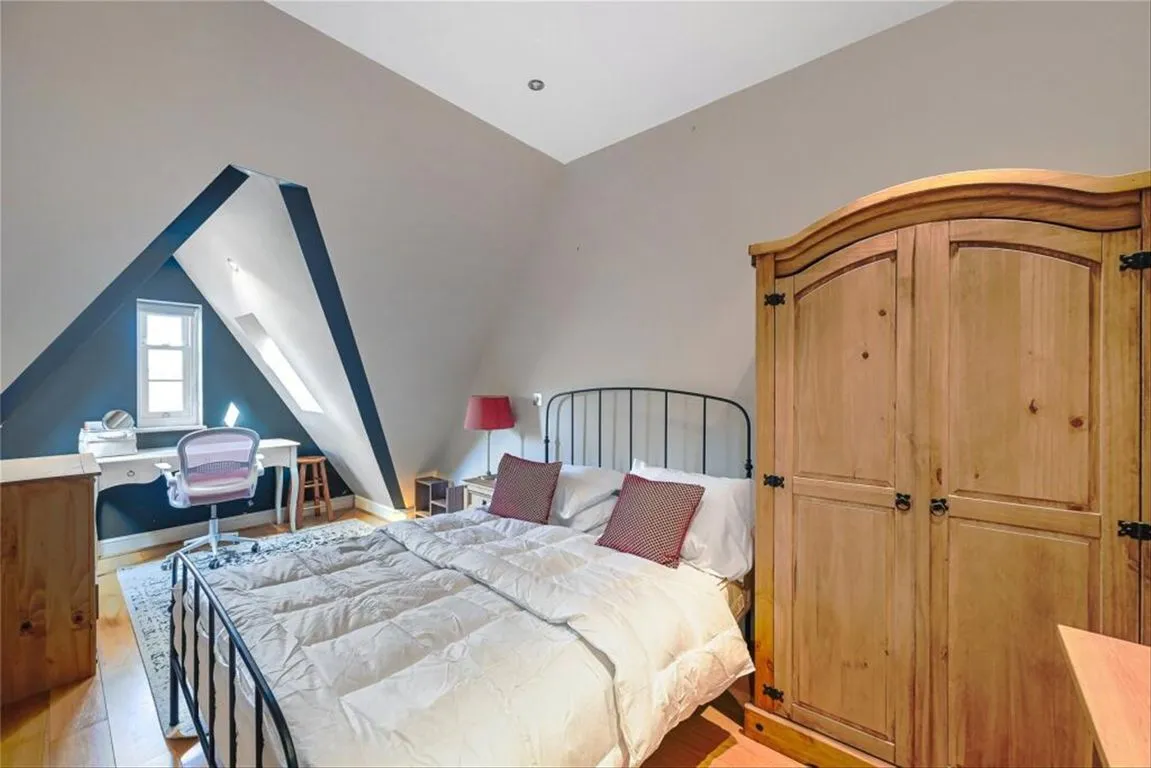 Grove Park Road, W4, photo 9