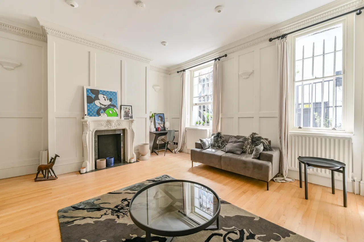 Flat A, 24 Wimpole Street, London, photo 8