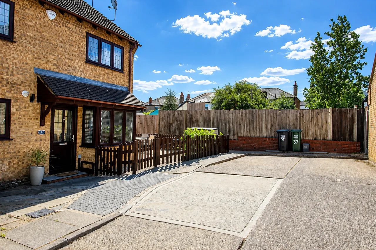 Creasy Close, Abbots Langley, WD5 0HS, photo 3