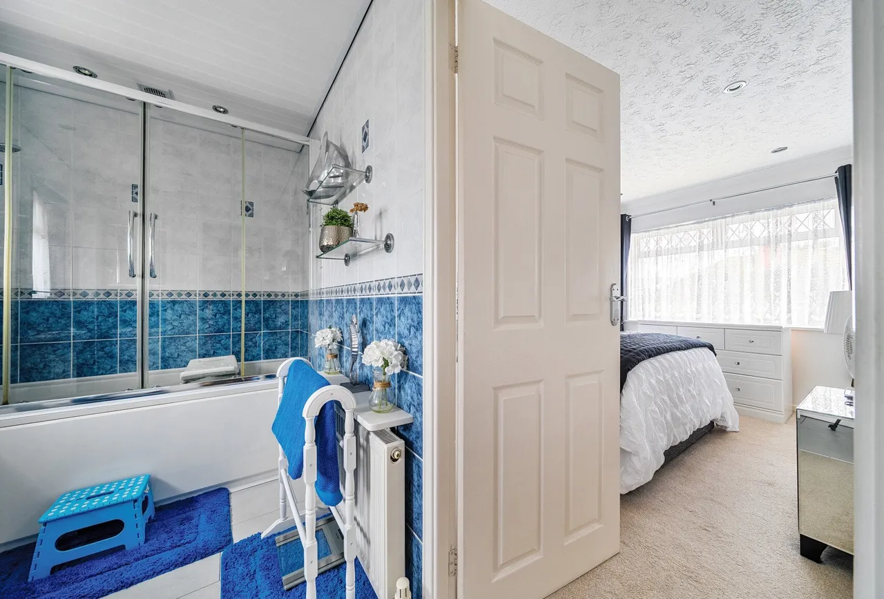 Holbrook Crescent, City, Hartcliffe, BS13 0EU, photo 4