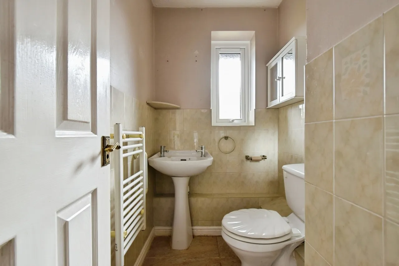 Nant Arw, Capel Hendre, SA18, photo 10