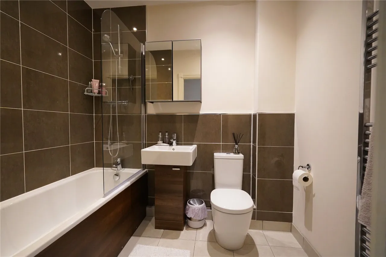 Meadow Vale Close, Yarm, TS15, photo 9
