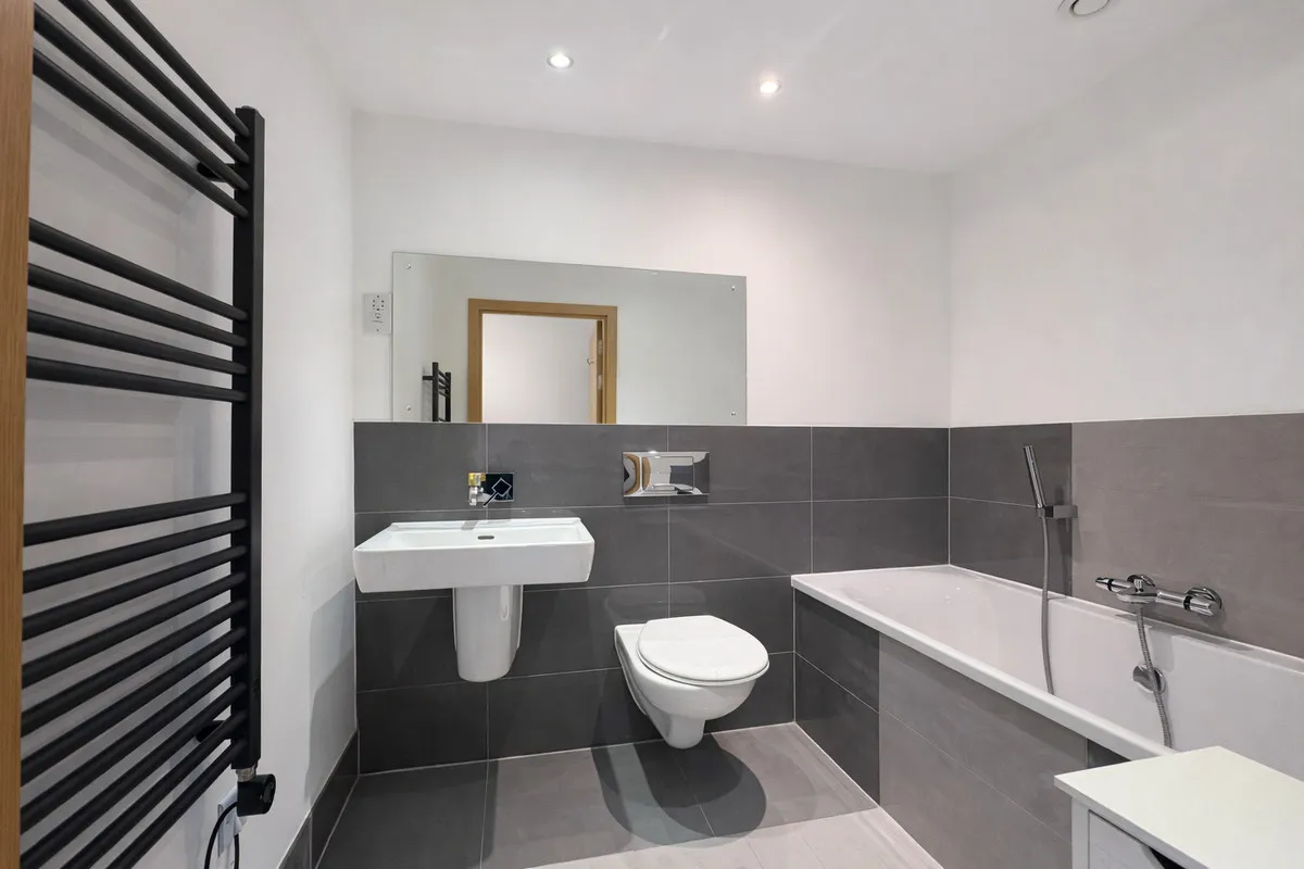 Ship Wharf, Essex, Colchester, CO2 8YS, photo 6
