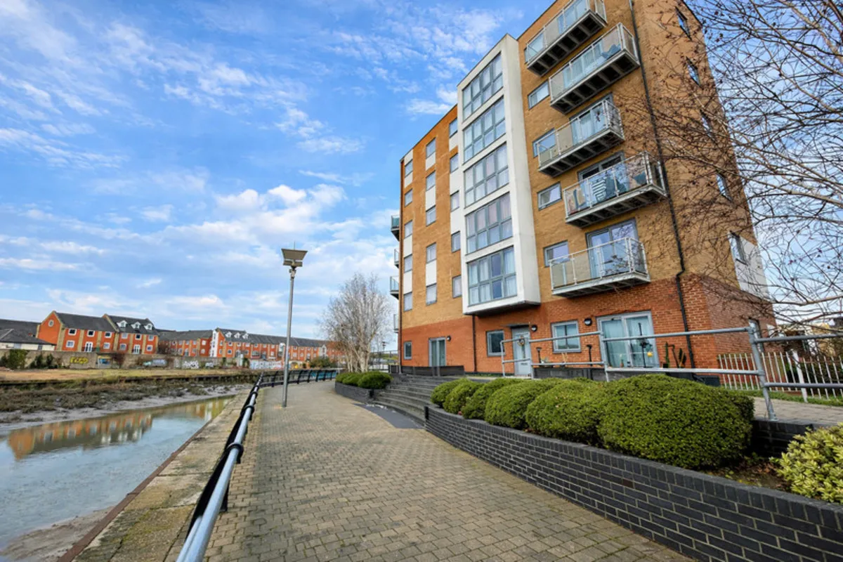 Ship Wharf, Essex, Colchester, CO2 8YS, photo 12