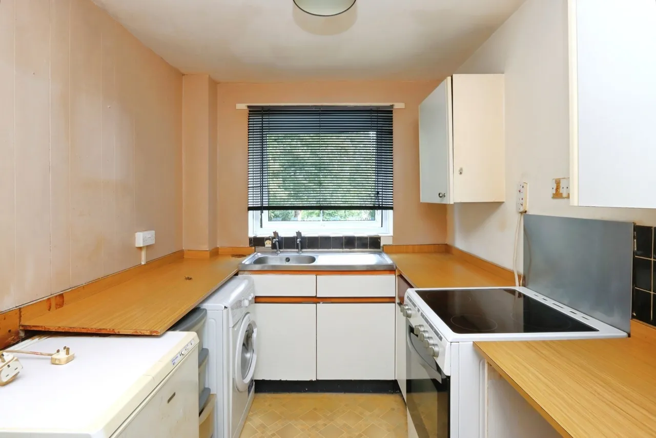 Park Grange Croft, Sheffield, South Yorkshire, S2, photo 3