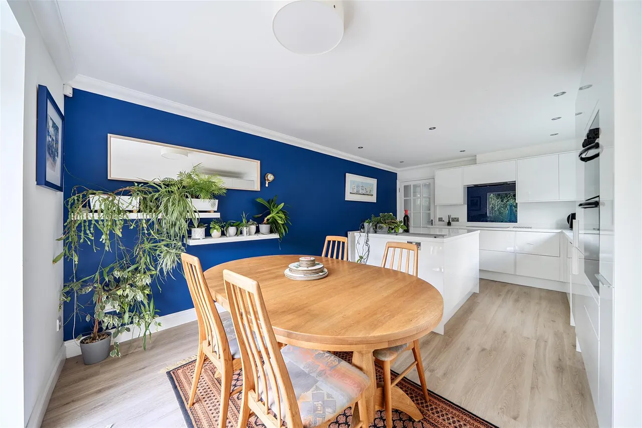 Holly Hill Lane, Sarisbury Green, Southampton, photo 8