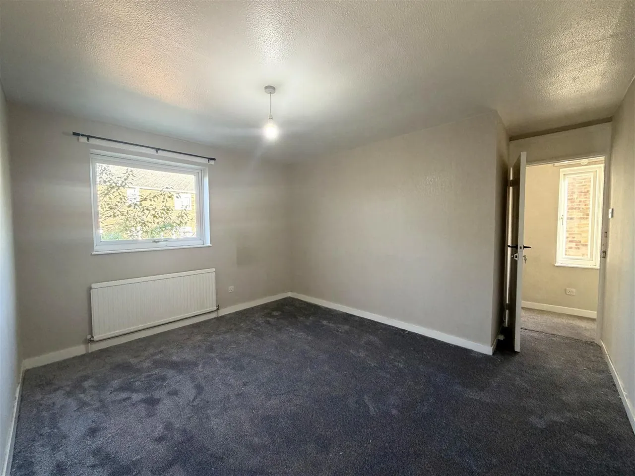 Brockles Mead, Harlow, photo 7