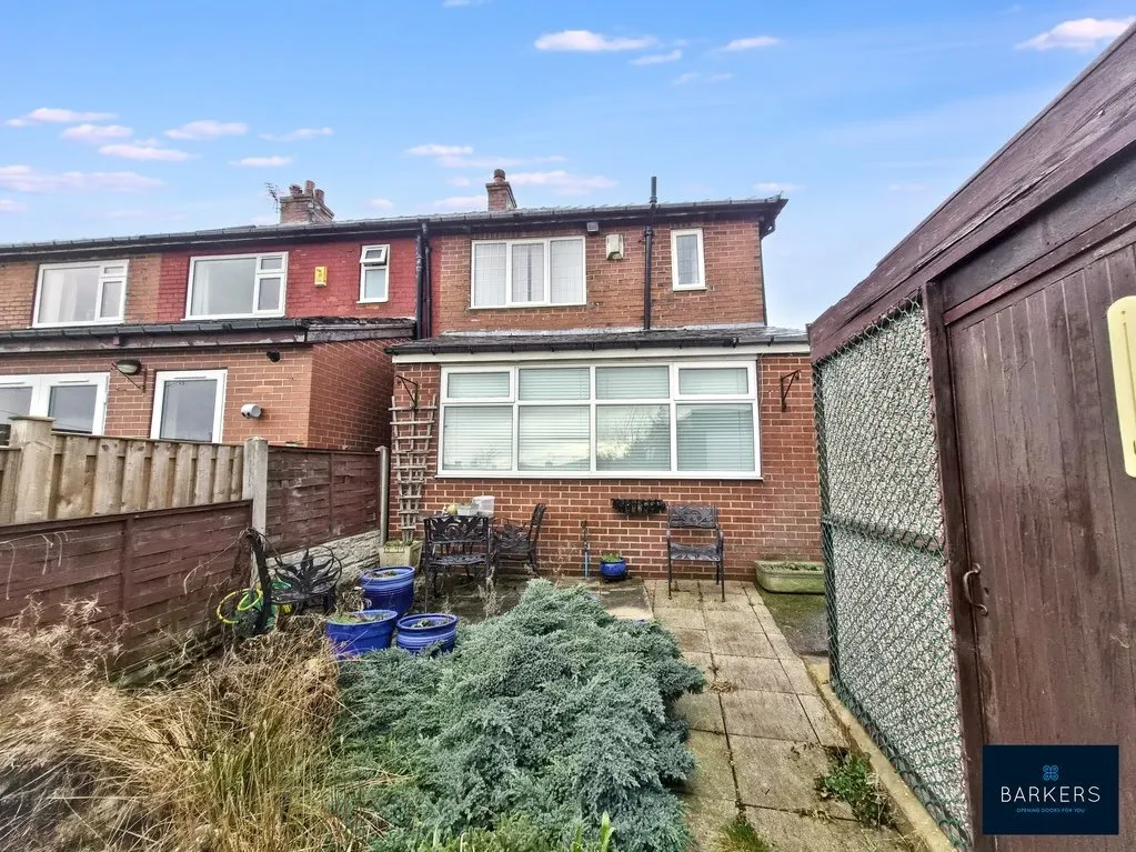 Hurstville Avenue, East Bierley BD4 6PX, photo 9