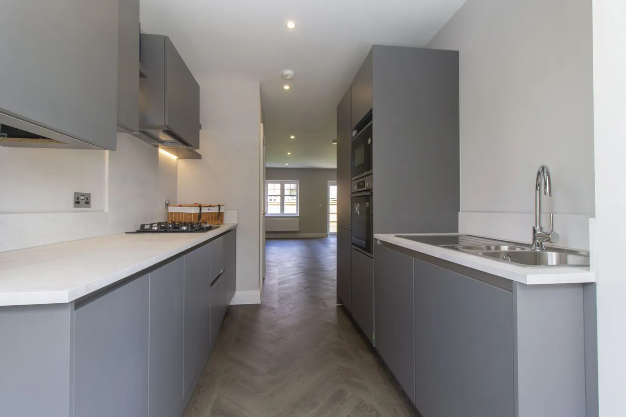 Sweet Chestnut Close, Fleet, GU51 3JQ, photo 6