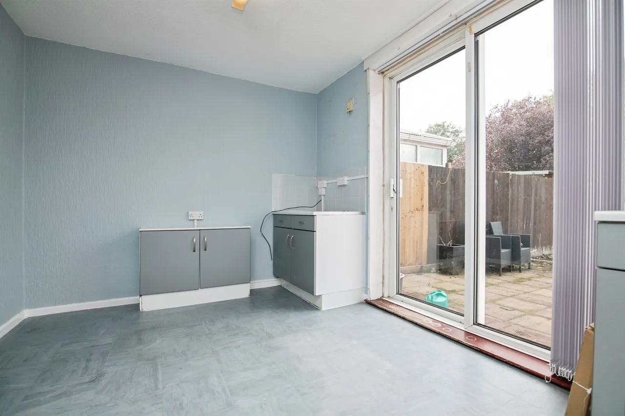 Sandy Lane, Wednesbury, WS10, photo 12