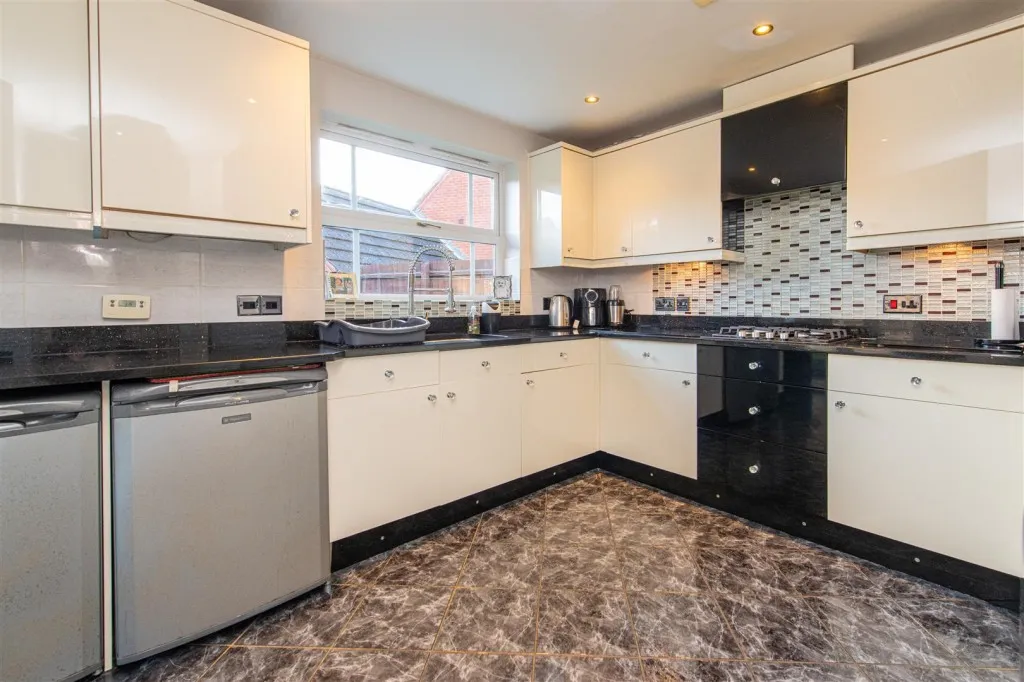 Spencer Road, Wellingborough, photo 4