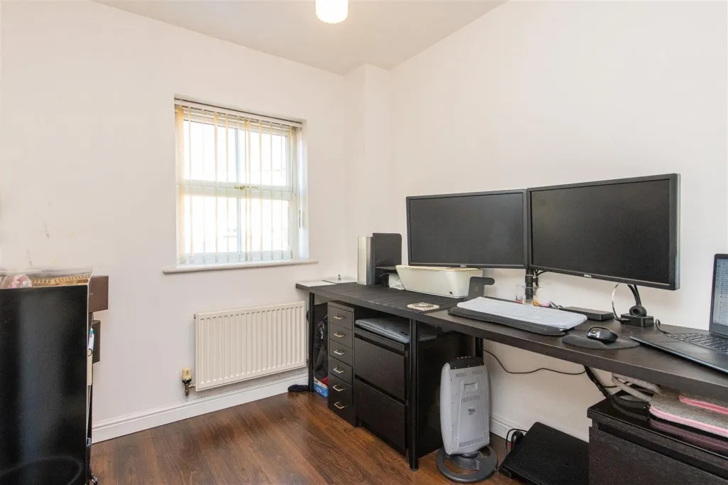 Spencer Road, Wellingborough, photo 13