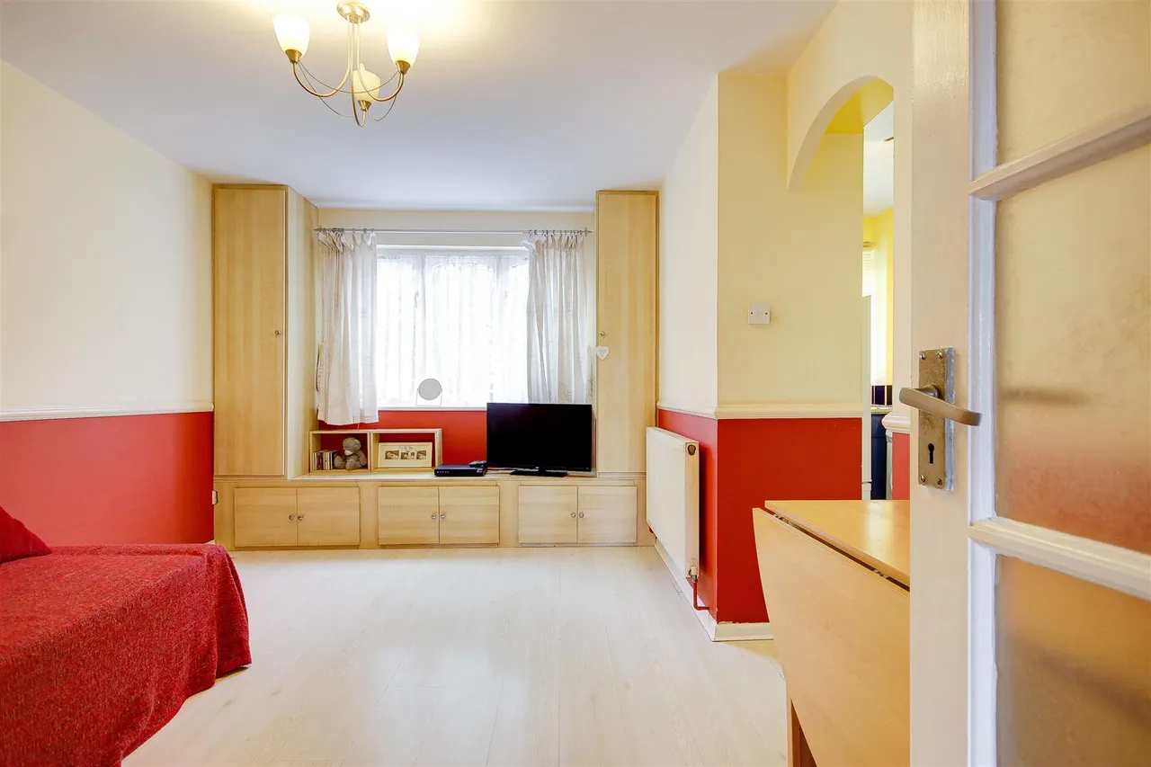 Larmans Road, Enfield, EN3, photo 9
