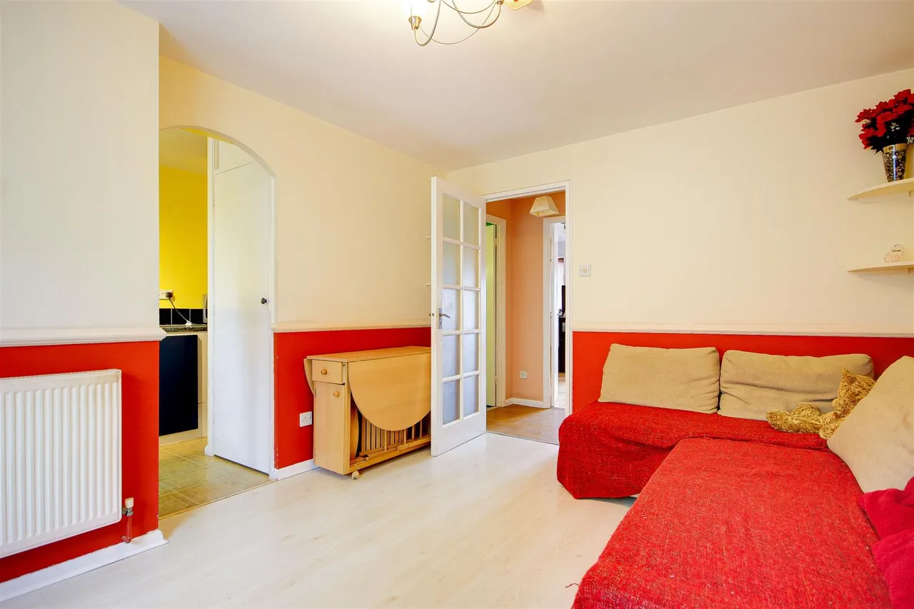 Larmans Road, Enfield, EN3, photo 2