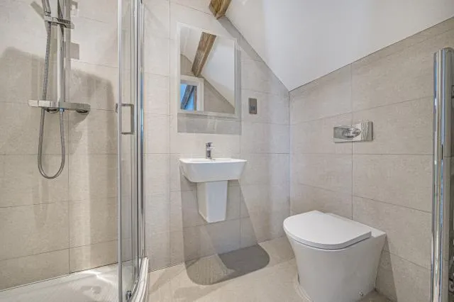 Yew Tree House, The Slade, CV47, photo 21