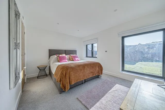 Yew Tree House, The Slade, CV47, photo 16