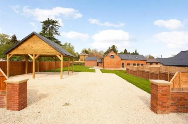 Yew Tree House, The Slade, CV47, photo 28