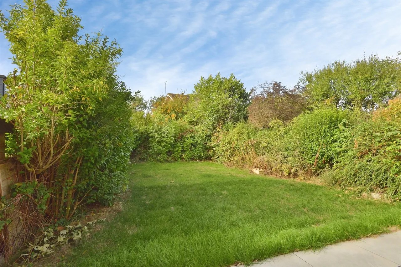 Pentlands, Fullers Slade, MK11, photo 18