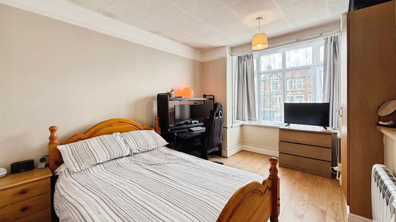 Station Road, Westbury, BA13, photo 7