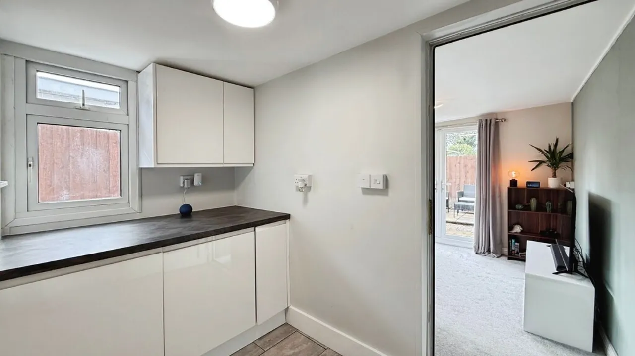 Station Road, Westbury, BA13, photo 6