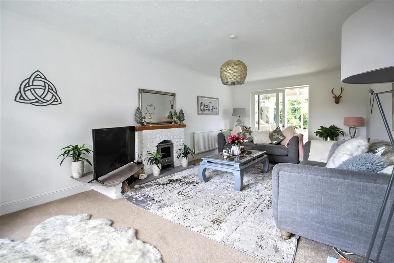 Eagle Road, Erpingham, NR11, photo 10