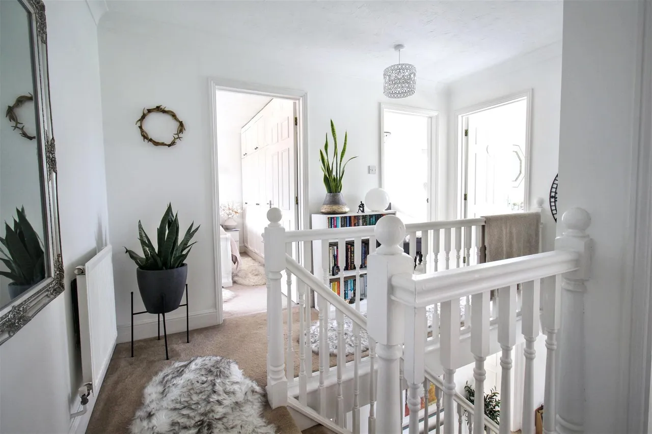 Eagle Road, Erpingham, NR11, photo 19