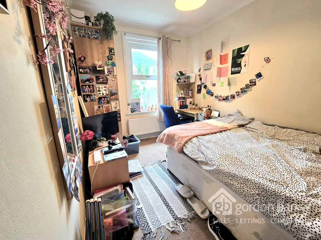 Charminster Road, Bournemouth, BH8 9QT, photo 13