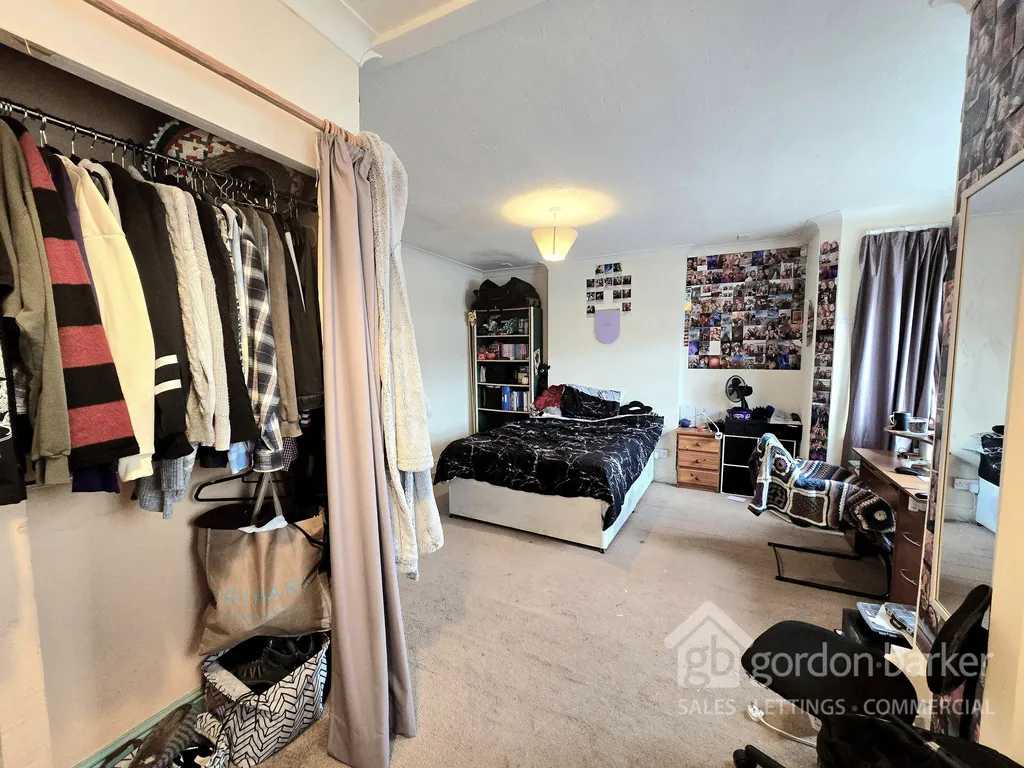 Charminster Road, Bournemouth, BH8 9QT, photo 16