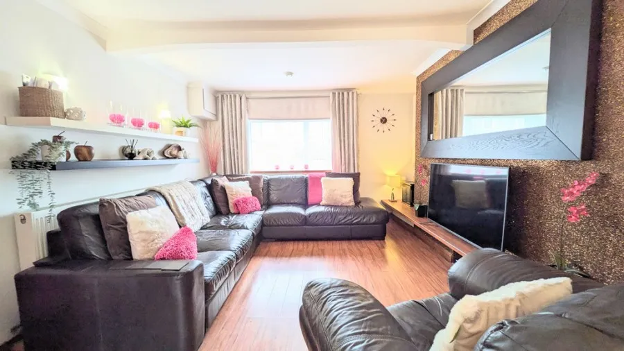 Holford Street, Cefn Coed, photo 10