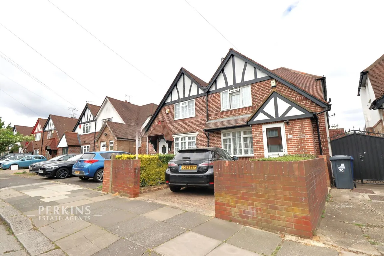 Bennetts Avenue, Greenford, UB6, photo 10
