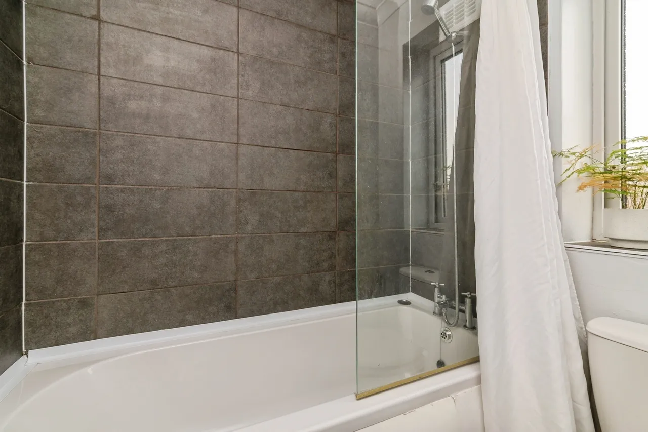 Brendon Grove, Bingham, NG13, photo 14