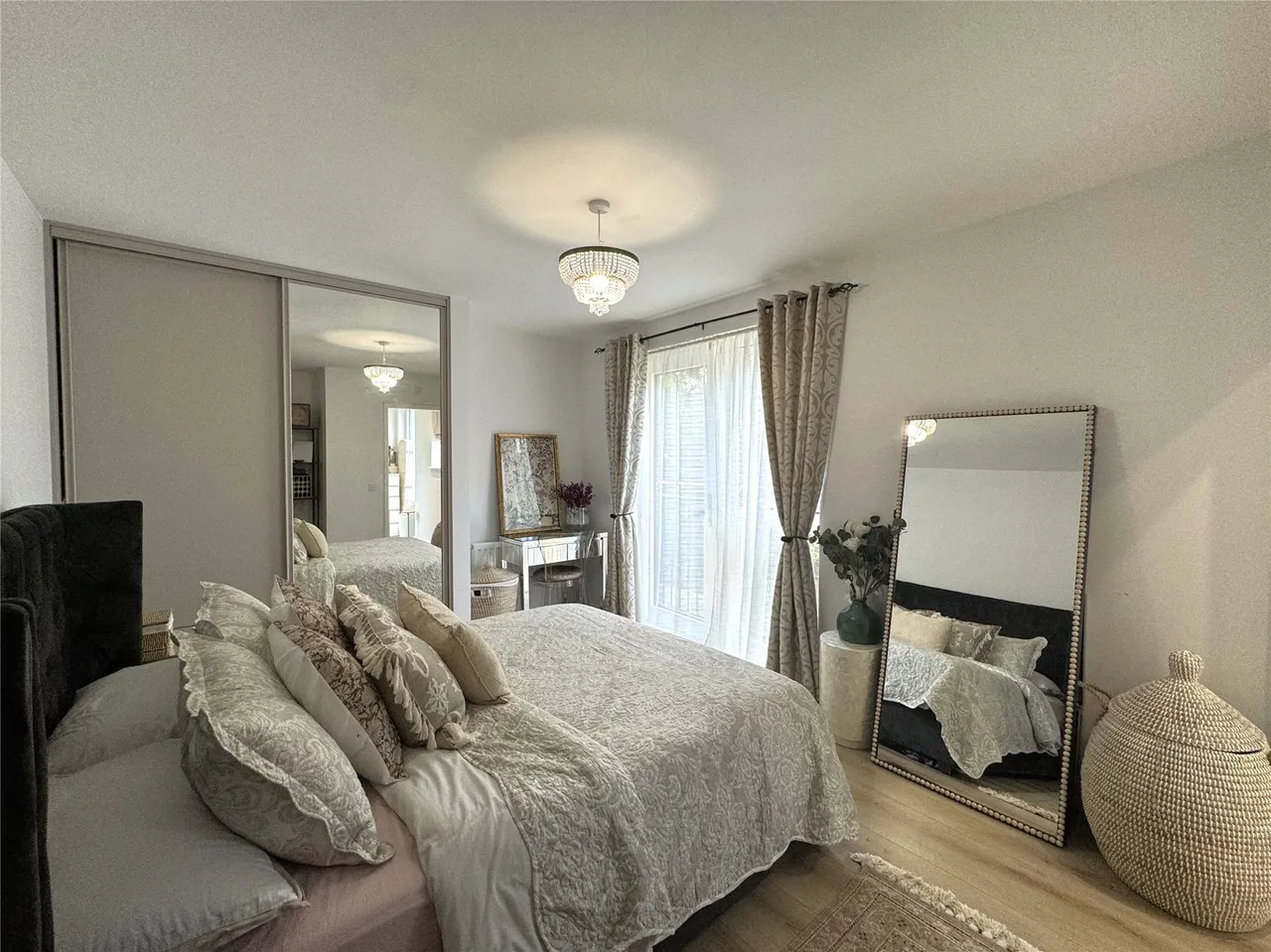 Woodthorpe Road, Ashford, TW15, photo 13