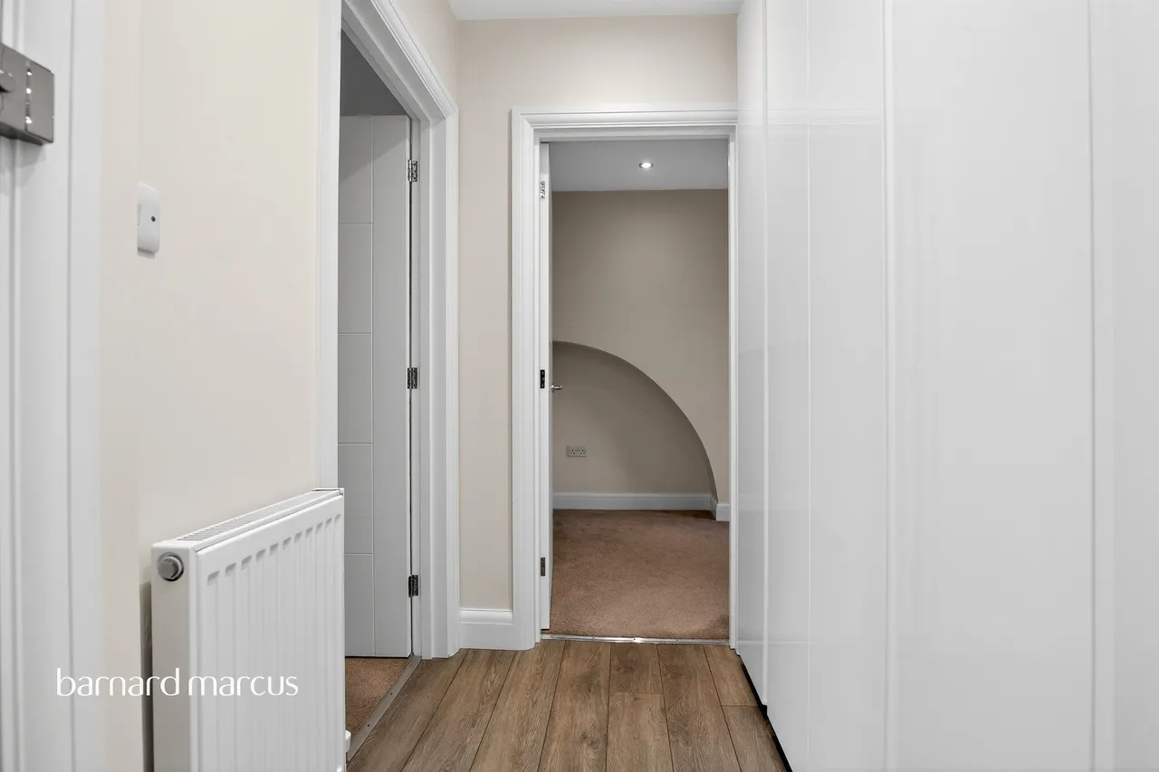 Leamington Park, London, W3, photo 15