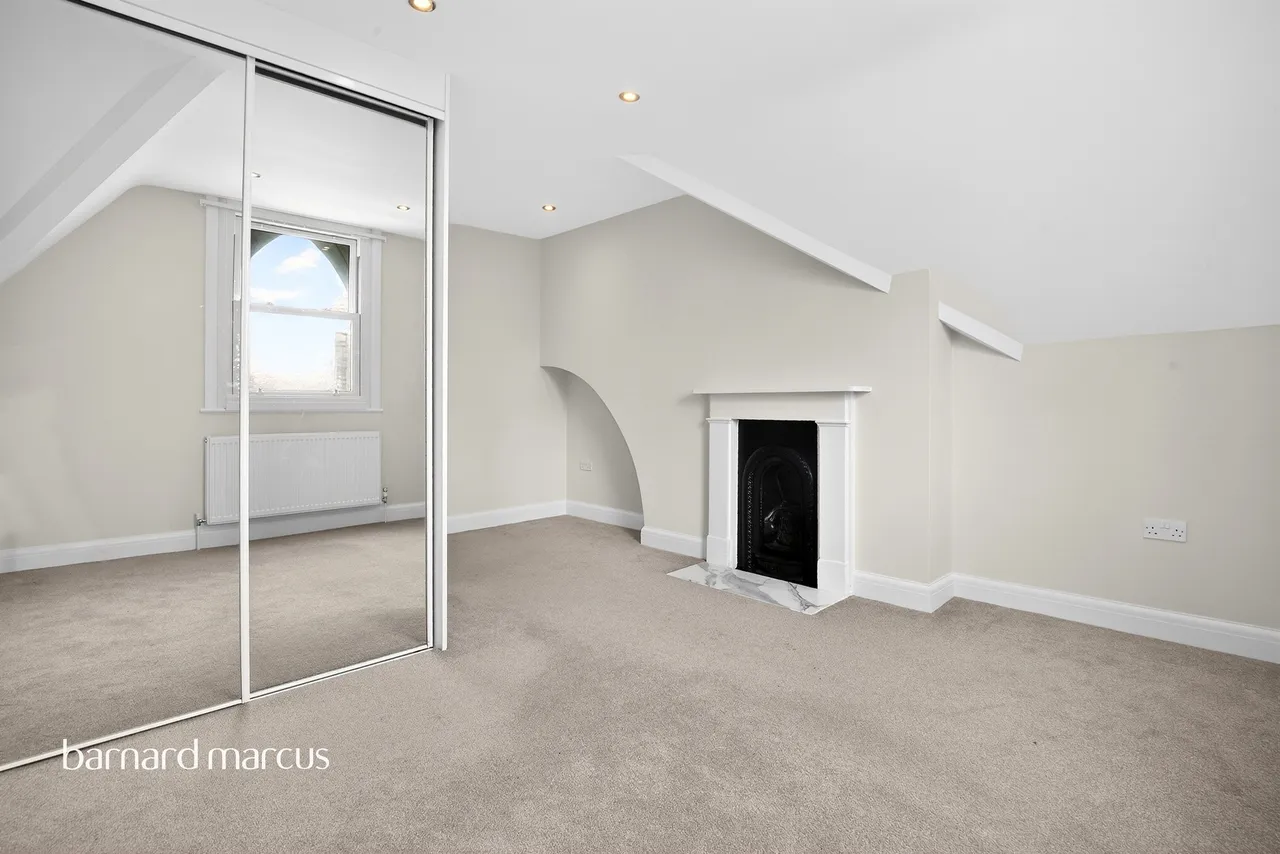 Leamington Park, London, W3, photo 10