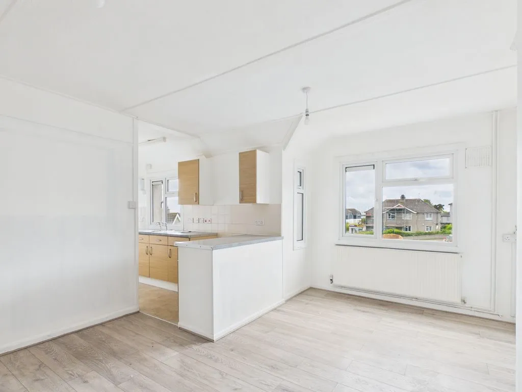 Chywoone Crescent Newlyn, Penzance, photo 2