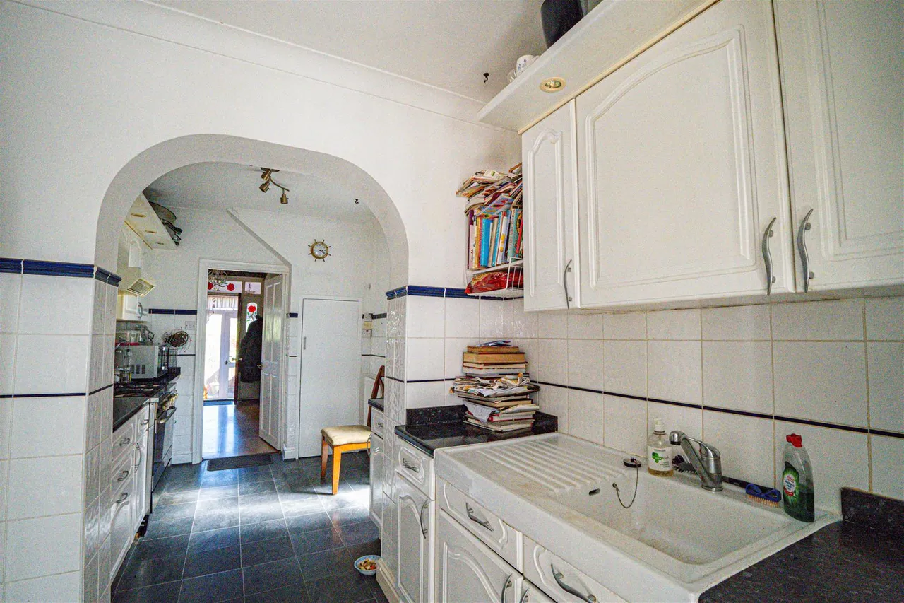 Elphinstone Road, Hastings, photo 16