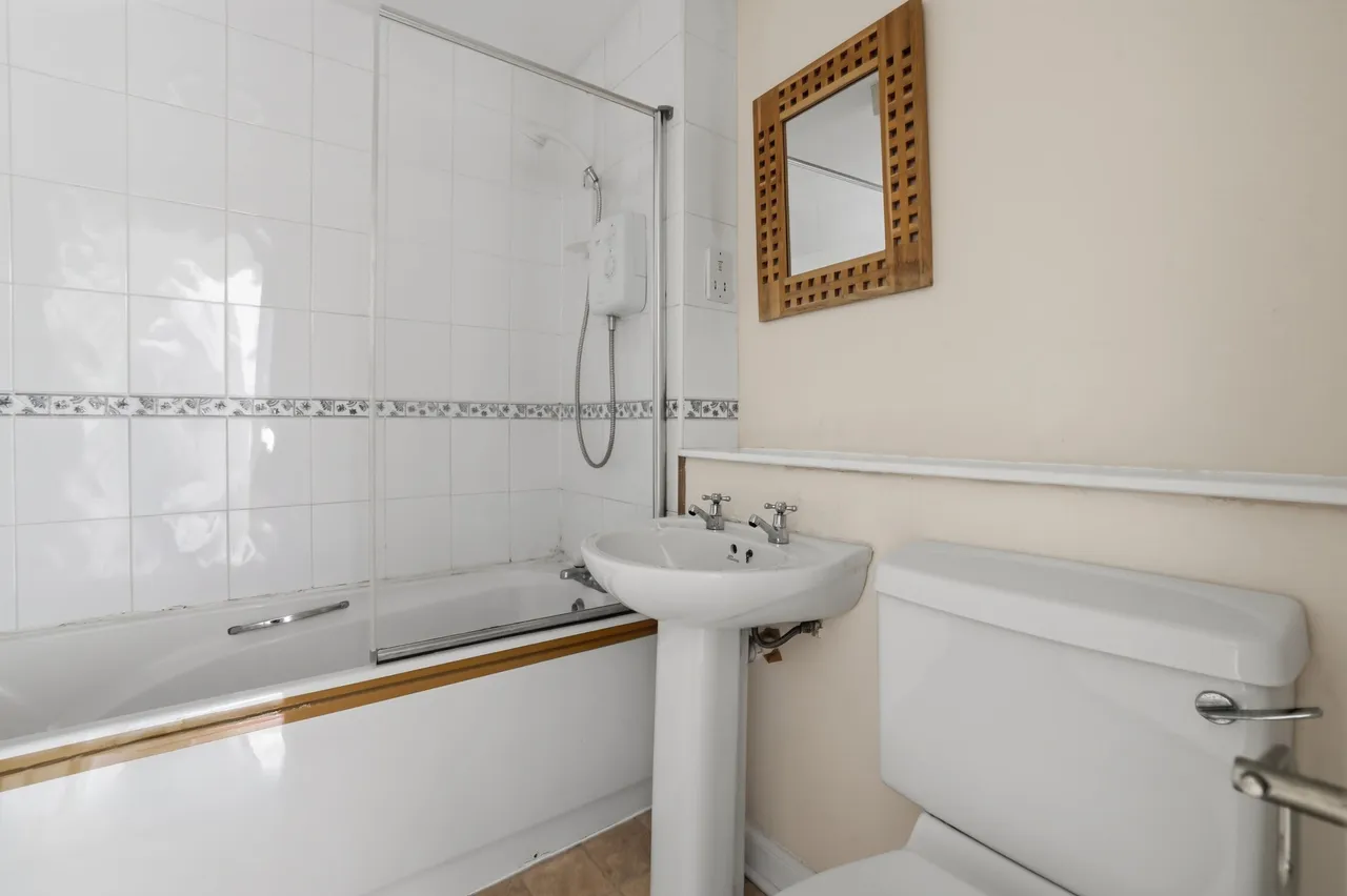 Mavisbank Gardens, Glasgow, G51, photo 17
