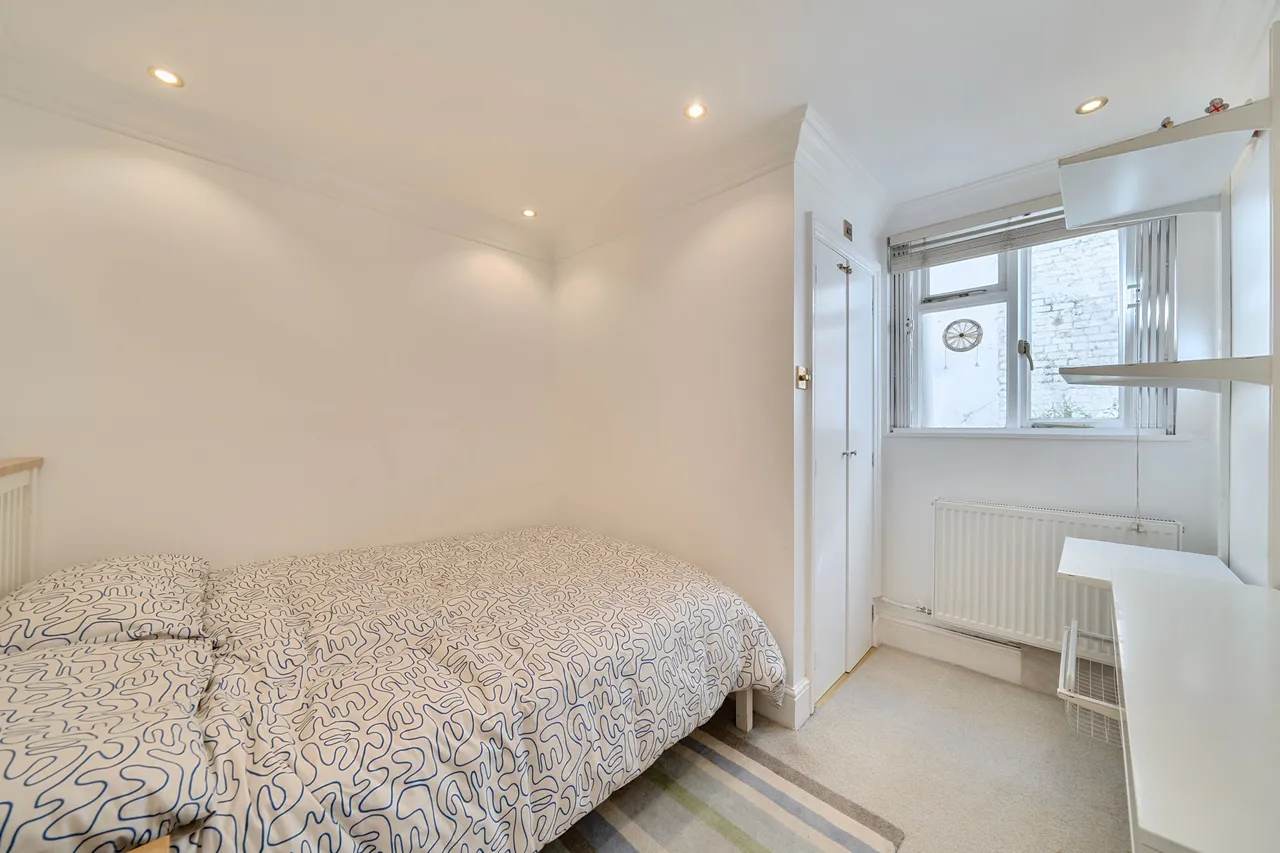 3 Fynes Street, London, photo 11