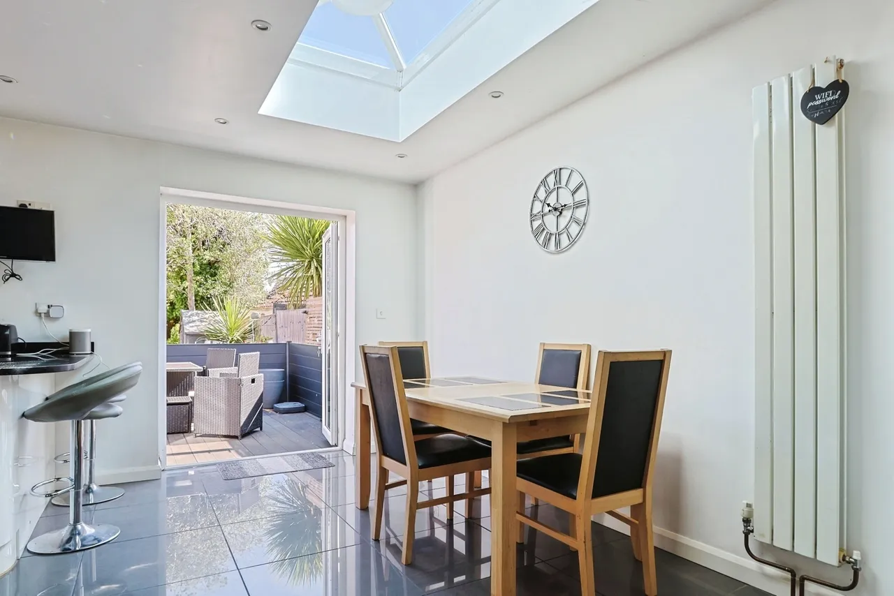 Coombe Gardens, Northbourne, BH10, photo 7