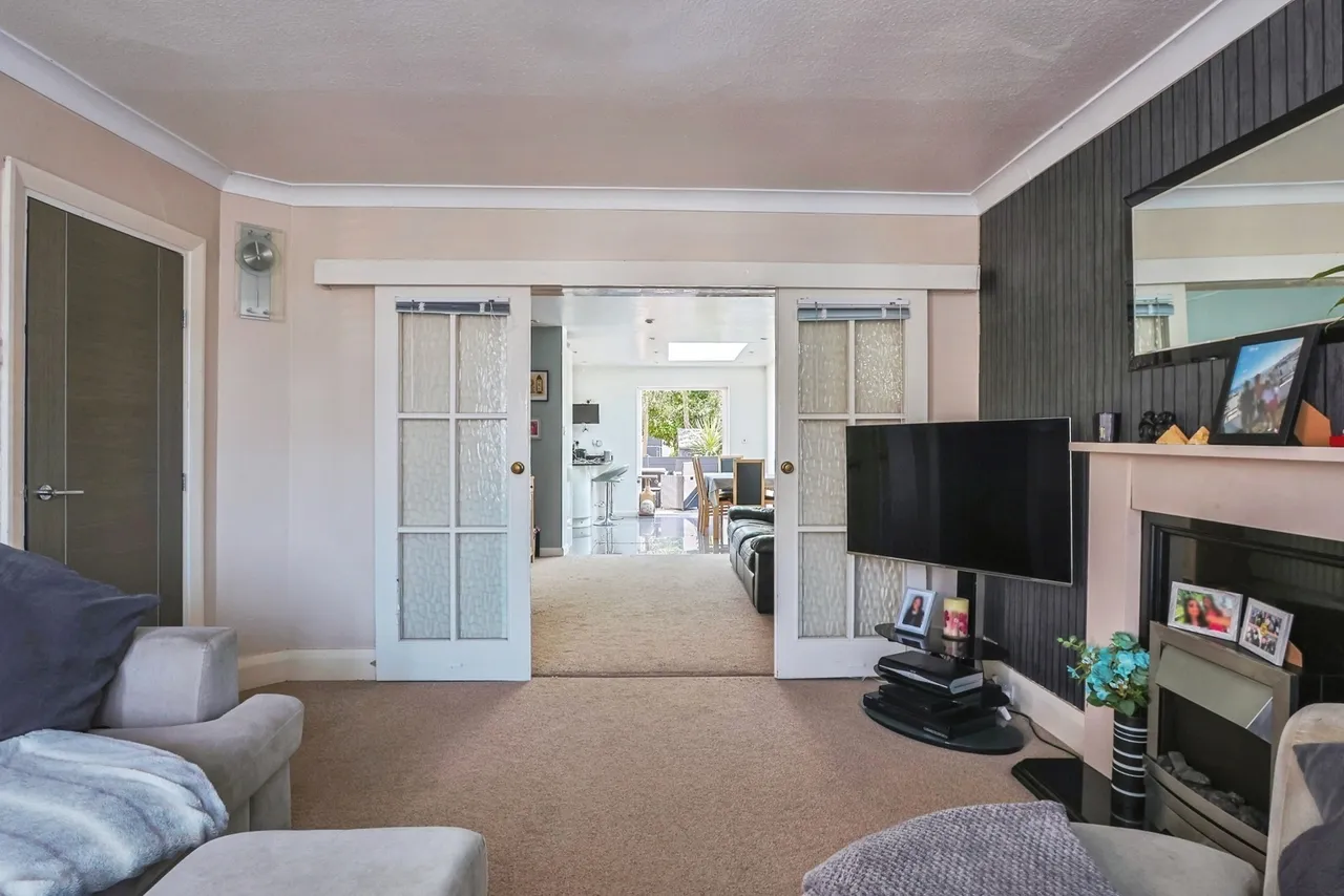 Coombe Gardens, Northbourne, BH10, photo 9